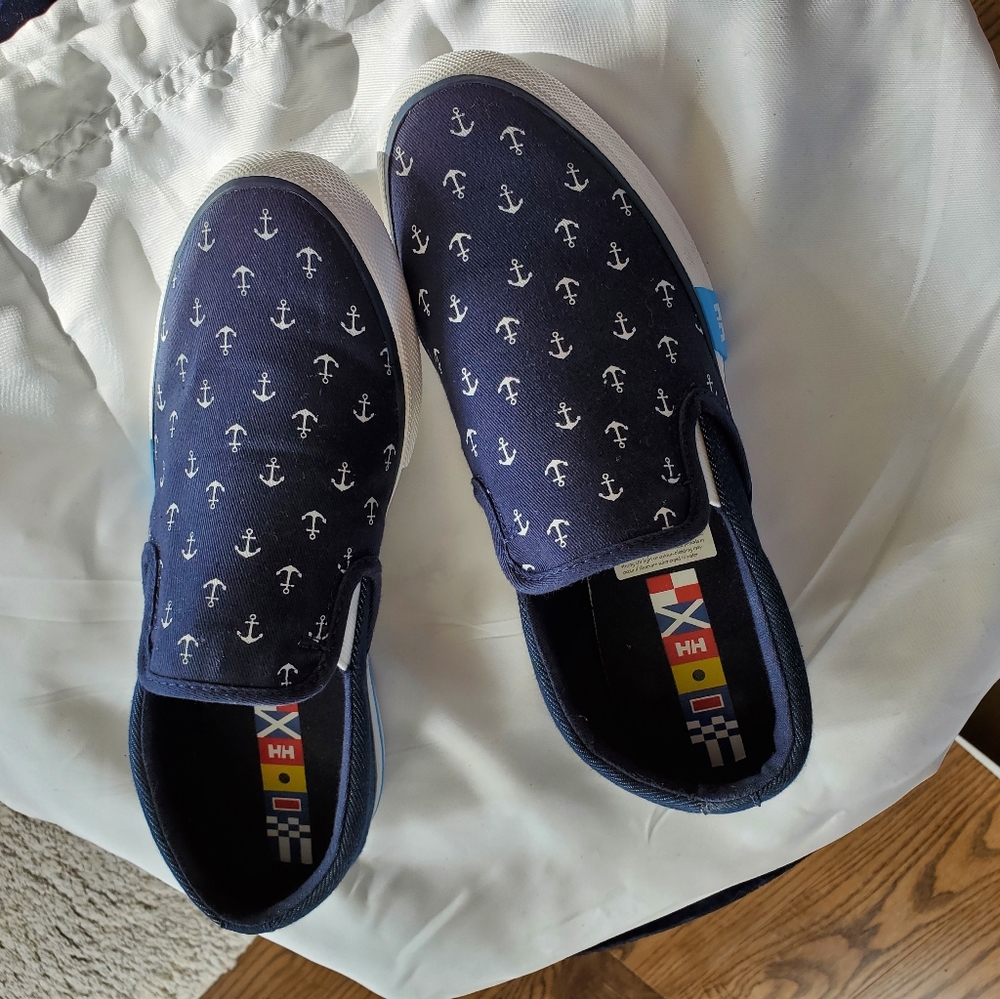 Womens flats